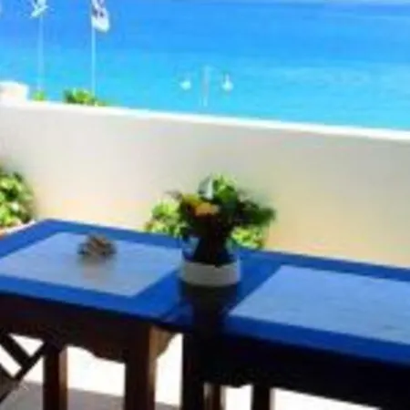 Breezy Holiday In At Beach باروس